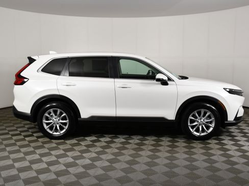 Certified 2025 Honda CR-V EX image 5