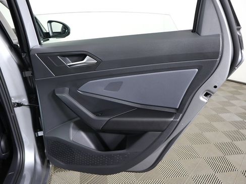 Used 2026 Volkswagen Jetta SE image 27