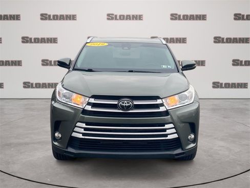 Used 2019 Toyota Highlander XLE image 8