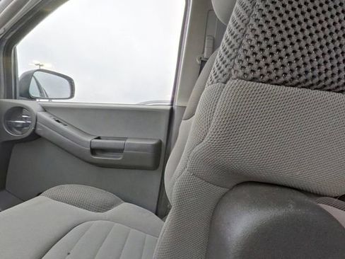 Used 2006 Nissan Xterra S w/ (U01) Utility Pkg image 25