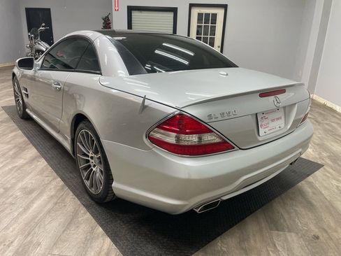 Used 2009 Mercedes-Benz SL 550 image 16