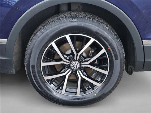 Used 2021 Volkswagen Tiguan S AWD/4WD image 28