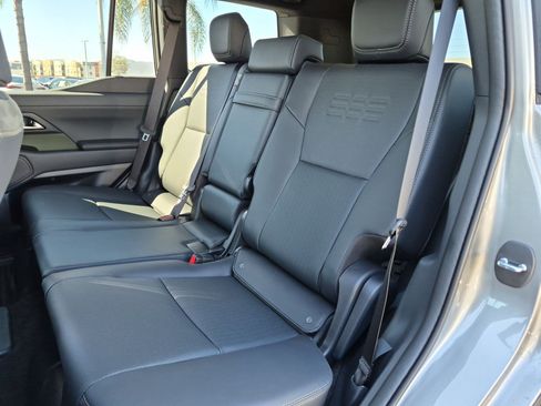 Used 2026 Lexus GX 550 AWD/4WD image 29