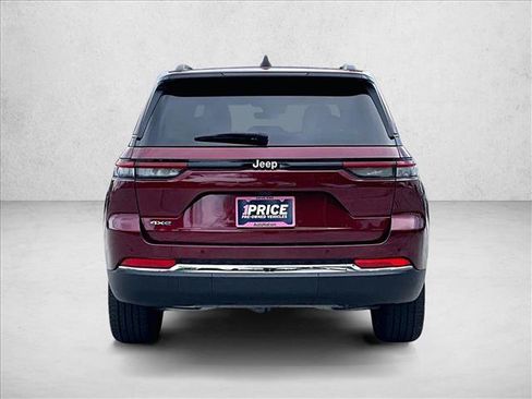 Used 2025 Jeep Grand Cherokee Limited 4xe AWD/4WD image 4