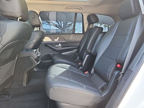Used 2024 Mercedes-Benz GLS 450 GLS 450 image 15