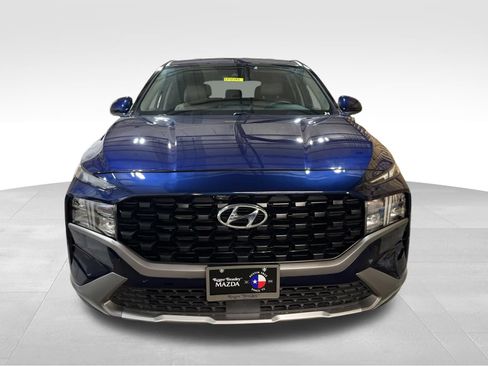 Used 2023 Hyundai Santa Fe SE FWD image 2