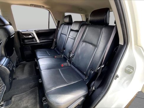 Used 2018 Toyota 4Runner Limited AWD/4WD image 14