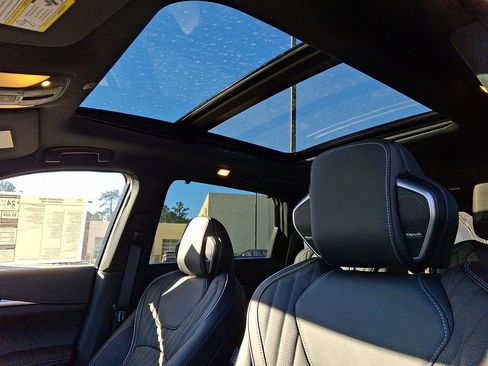 New 2026 INFINITI QX60 Autograph image 10