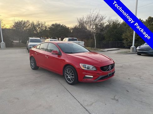 Used 2018 Volvo S60 T5 Dynamic w/ Vision Package image 3