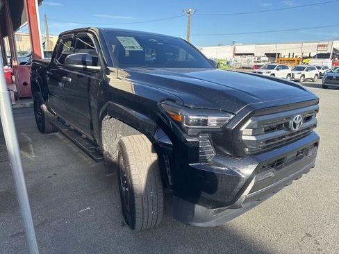 Used 2025 Toyota Tacoma SR RWD image 3