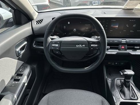 New 2025 Kia K4 EX FWD image 11