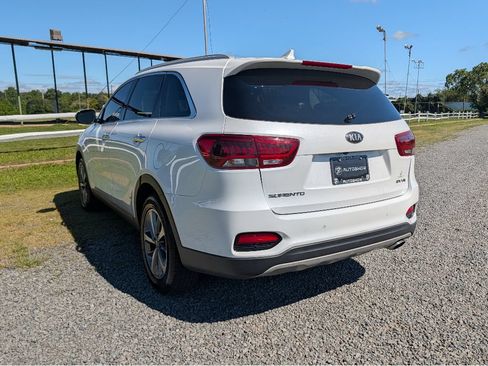 Used 2019 Kia Sorento EX FWD image 8