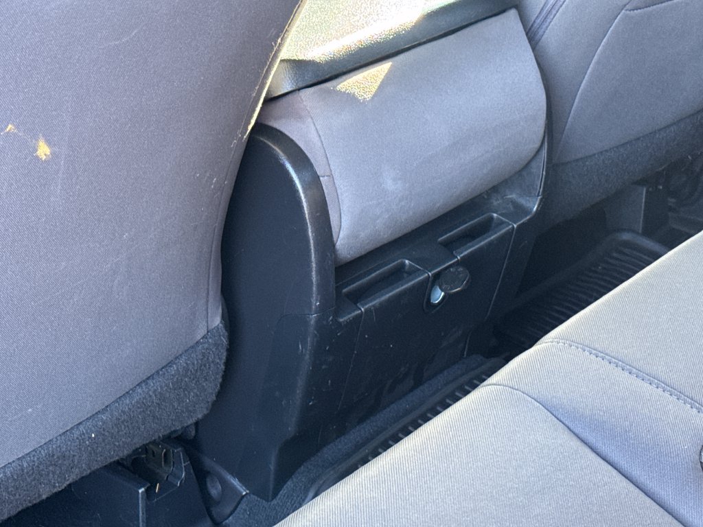 Used 2015 Toyota Tundra SR5 AWD/4WD image 37