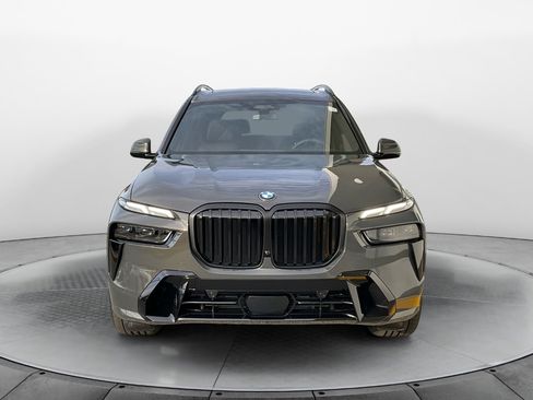 New 2026 BMW X7 xDrive40i image 2