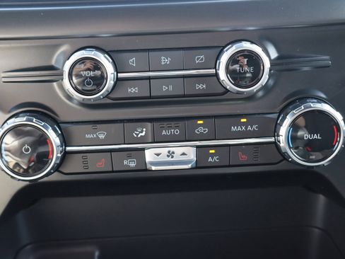 Used 2024 Ford F150 XLT w/ Equipment Group 302A MID image 22