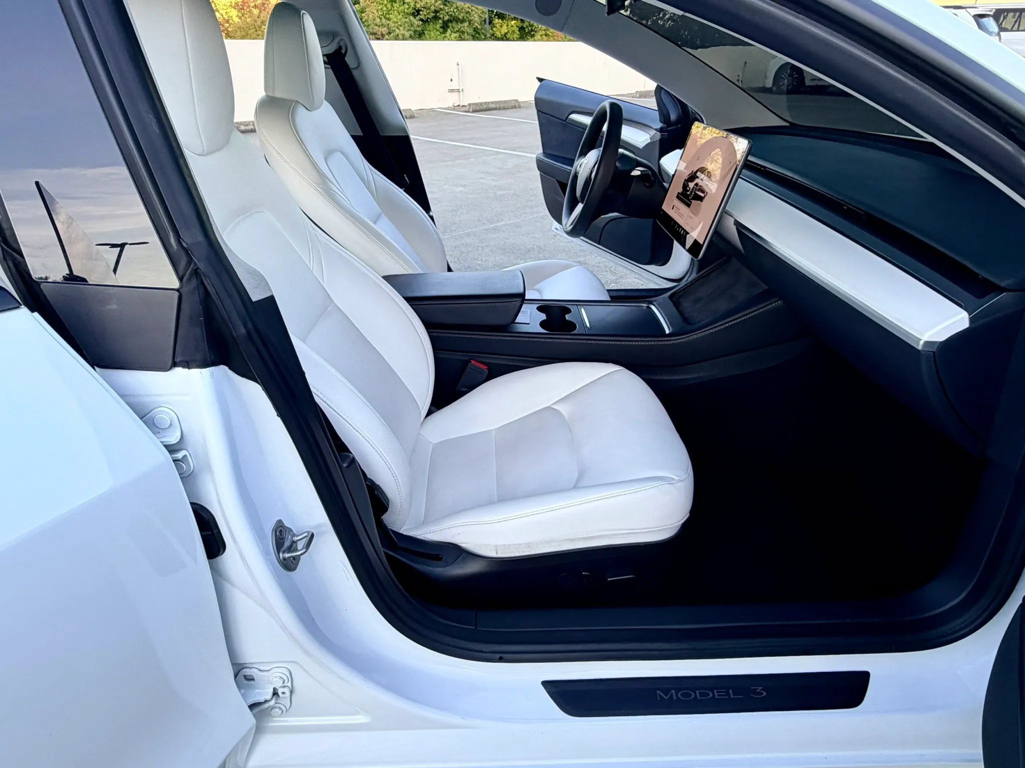 Used 2023 Tesla Model 3 Standard Range RWD image 21