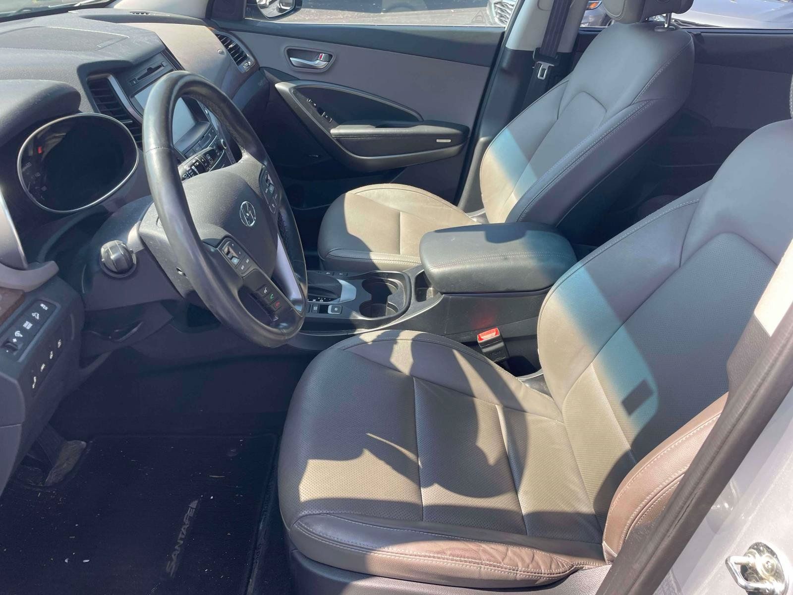 Used 2018 Hyundai Santa Fe Limited FWD image 14