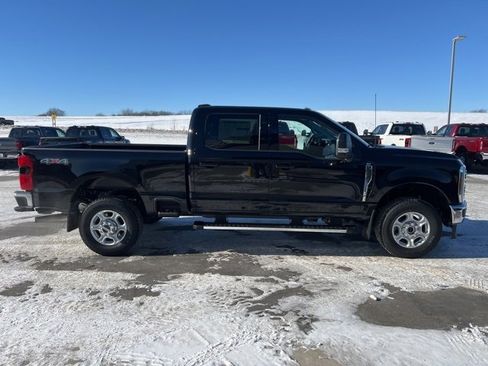 New 2026 Ford F350 XLT w/ XLT Premium Package image 4