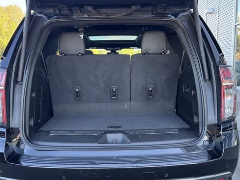 Used 2022 Chevrolet Tahoe RST w/ Luxury Package AWD/4WD image 28