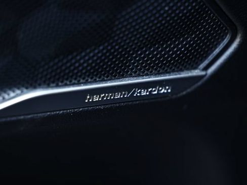 Used 2022 Hyundai Santa Fe Limited FWD image 18