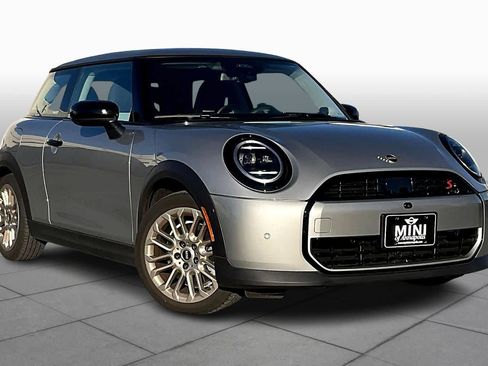 Certified 2025 MINI Cooper S image 3