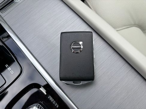 Certified 2024 Volvo XC90 B5 Core w/ Protection Package Premier AWD/4WD image 34