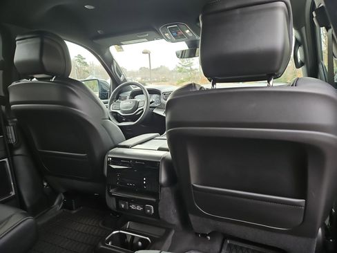 New 2026 Jeep Grand Wagoneer Limited w/ Convenience Group I AWD/4WD image 18