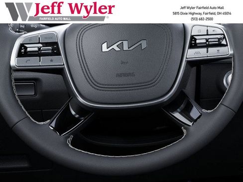 New 2025 Kia Telluride S image 23