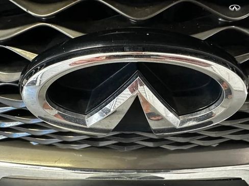 Used 2018 INFINITI Q50 Red Sport 400 w/ Sensory Package (Sport) RWD image 30