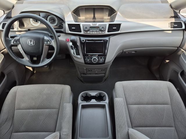 Used 2016 Honda Odyssey SE image 13
