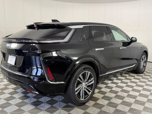 Certified 2024 Cadillac Lyriq Luxury RWD image 9