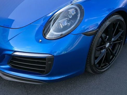 Used 2017 Porsche 911 Carrera image 9