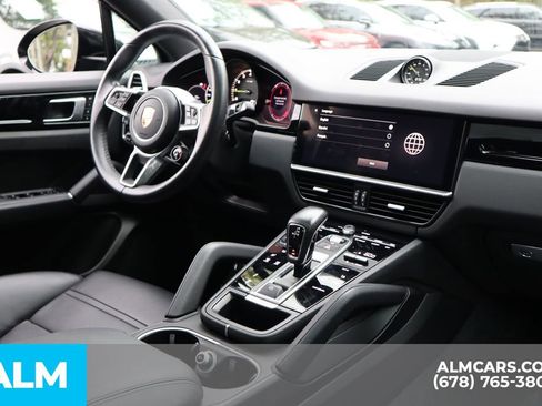 Used 2022 Porsche Cayenne E-Hybrid Coupe image 23