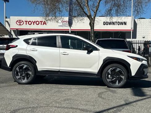 Used 2026 Subaru Crosstrek 2.5i Limited AWD/4WD image 4