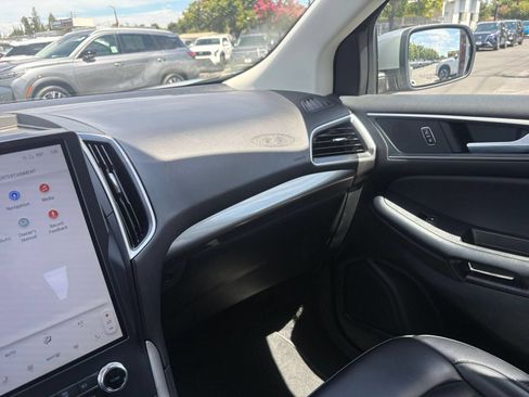 Used 2024 Ford Edge SEL AWD/4WD image 36