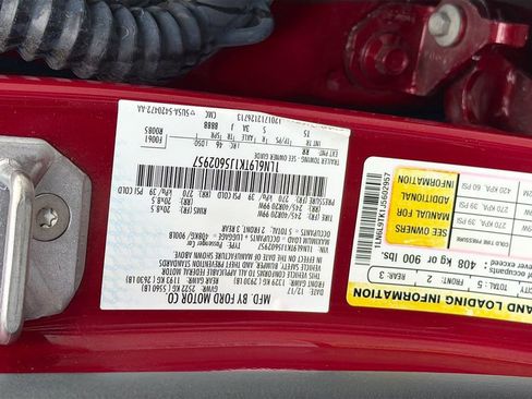 Used 2018 Lincoln Continental Select w/ Continental Climate Package image 33