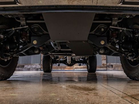 Used 2024 Chevrolet Silverado 2500 LTZ w/ LTZ Convenience Package image 14