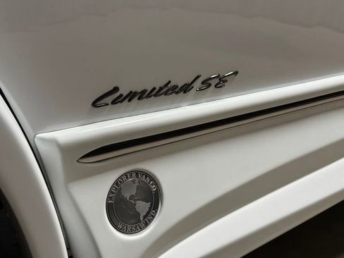 Used 2023 GMC Savana 2500 RWD image 36