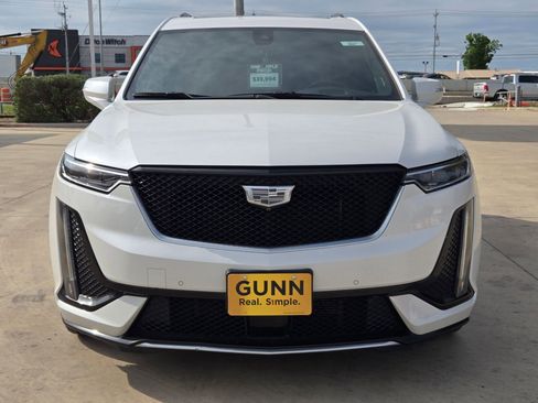 Certified 2023 Cadillac XT6 Sport w/ Platinum Package AWD/4WD image 2