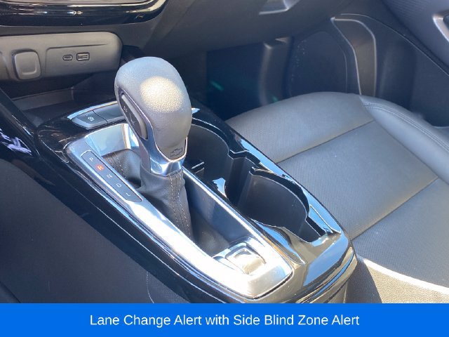 Used 2025 Chevrolet Trax ACTIV w/ Sunroof Package FWD image 12