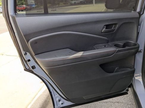 Certified 2022 Honda Pilot TrailSport image 40