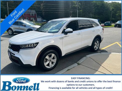 Used 2021 Kia Sorento LX AWD/4WD image 3