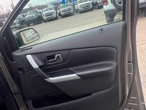 Used 2013 Ford Edge SEL w/ Class II Trailer Tow Pkg image 16