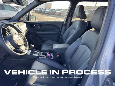 Used 2025 Subaru Forester Limited image 11