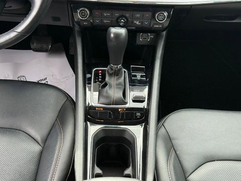 Used 2022 Jeep Compass Limited AWD/4WD image 16