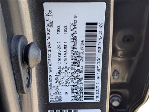 Used 2022 Toyota Tacoma TRD Sport image 29