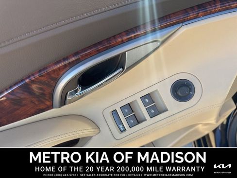 Used 2013 Buick LaCrosse image 12