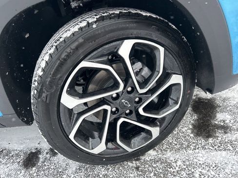 New 2026 Chevrolet Trax RS w/ Driver Confidence Package image 9