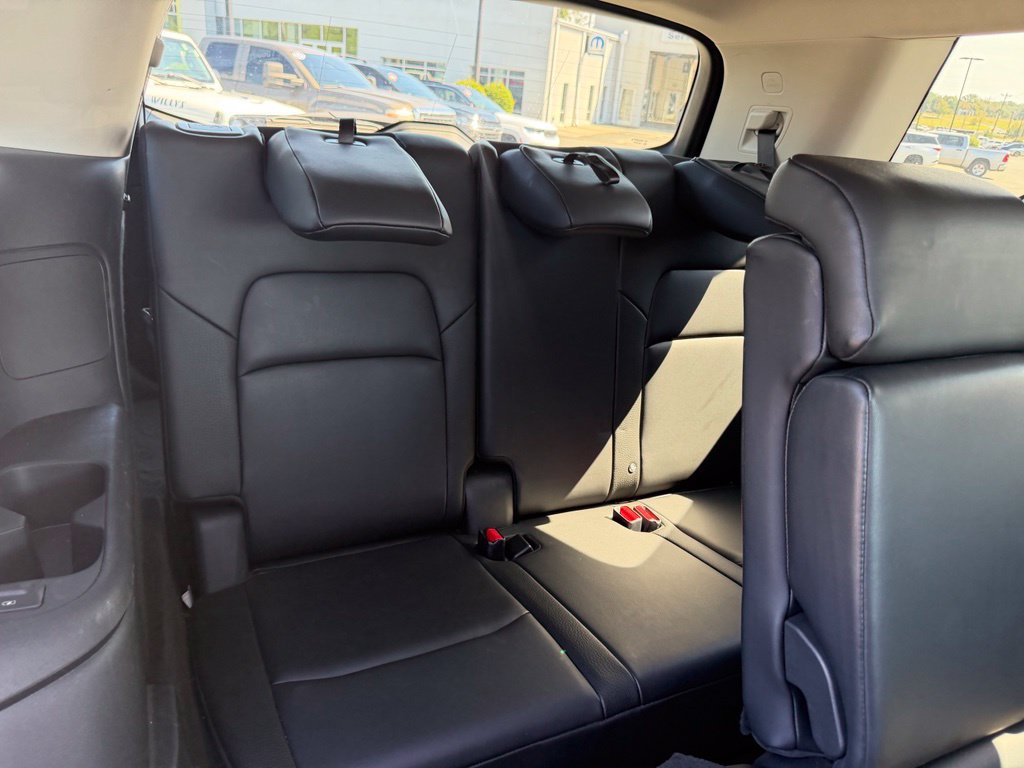 Used 2025 Nissan Pathfinder SL FWD image 41