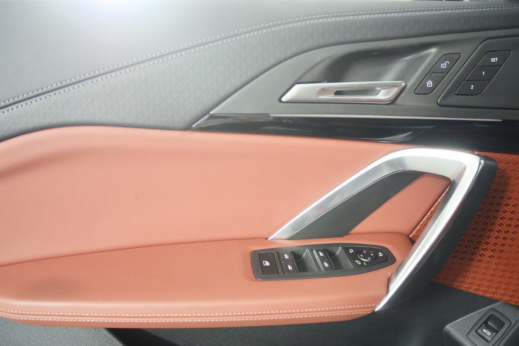 Certified 2026 BMW X2 xDrive28i AWD/4WD image 9